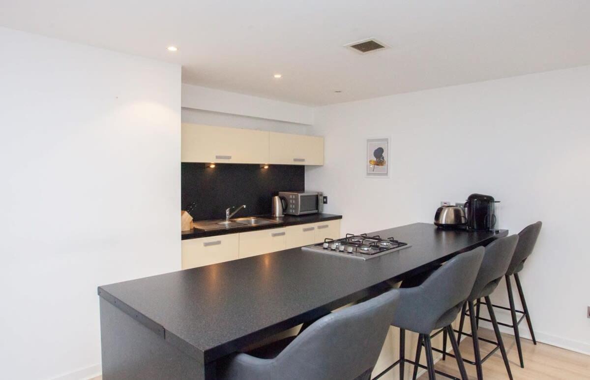 City Centre Apartment W Parking & Hyperoptic Wifi 글라스고 외부 사진