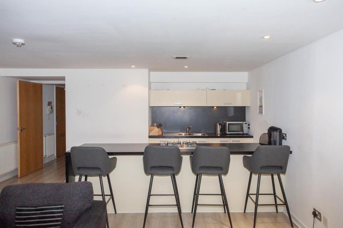 City Centre Apartment W Parking & Hyperoptic Wifi 글라스고 외부 사진