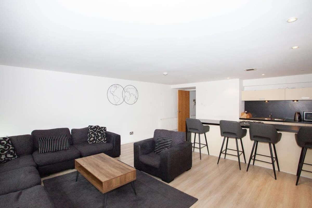 City Centre Apartment W Parking & Hyperoptic Wifi 글라스고 외부 사진